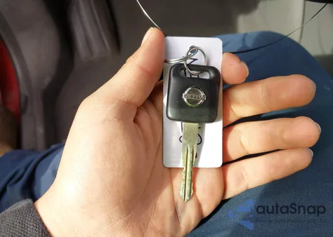 2009 Nissan Sentra 2.0 z USA, uszkodzony, nr VIN 3N1AB61EX9L606680